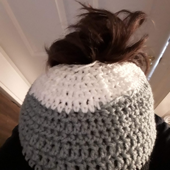 MENS 5/$25 WOMEN 5/$20 CROCHER BOGG,EW 5/$30! - Picture 2 of 7